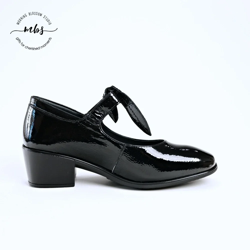 NIB‎ Naot Nobility Mary Jane Crinkle Patent Leather Orthopedic Black Women 40